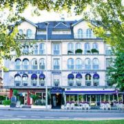 APARTAMENTOS LAS BRISAS